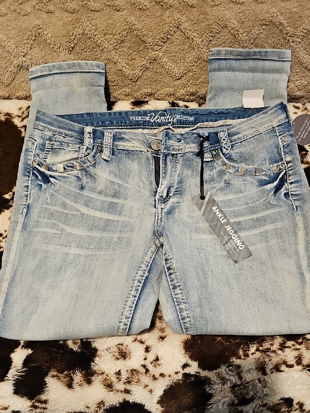 Vanity Light Blue Ankle Jeggings